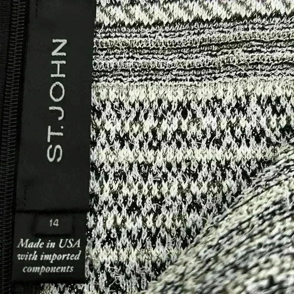 Gorgeous St.John dress made is USA.  Never worn - Picture 3 of 3